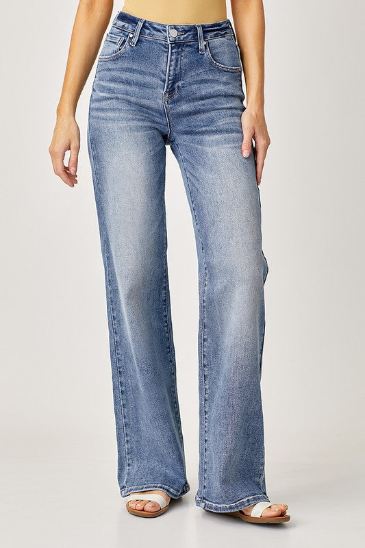 Mid Wide Leg Jeans