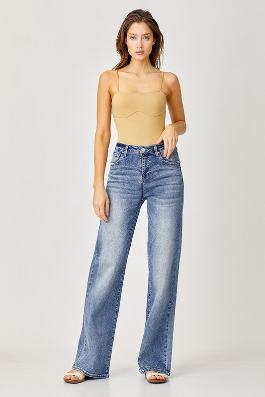 Mid Wide Leg Jeans