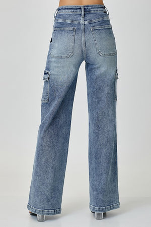 Wide Straight Cargo Jeans