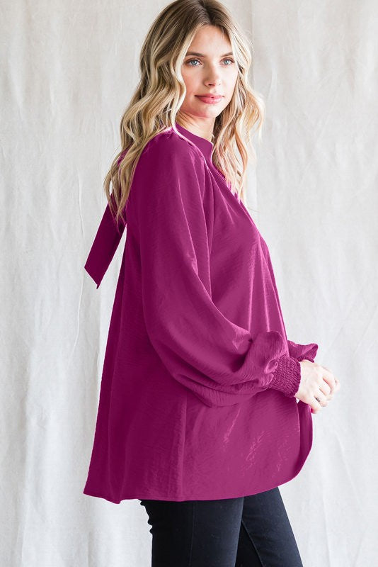 Back Ribbon Smock Wrist Top