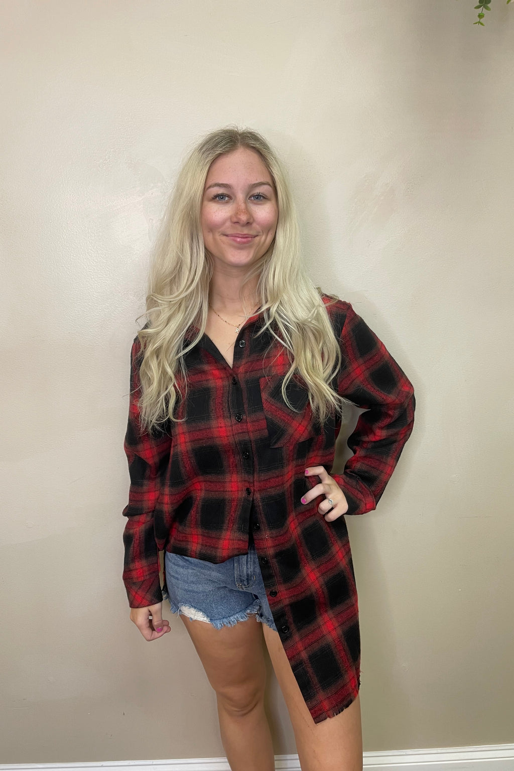 Long Fray Bottom Plaid Shacket