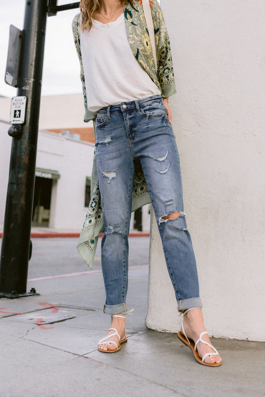 Haylee HW Cuff Distressed Boyfriend Jeans