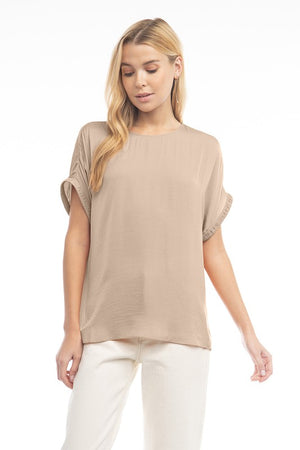 Round Neck Plisse Blouse