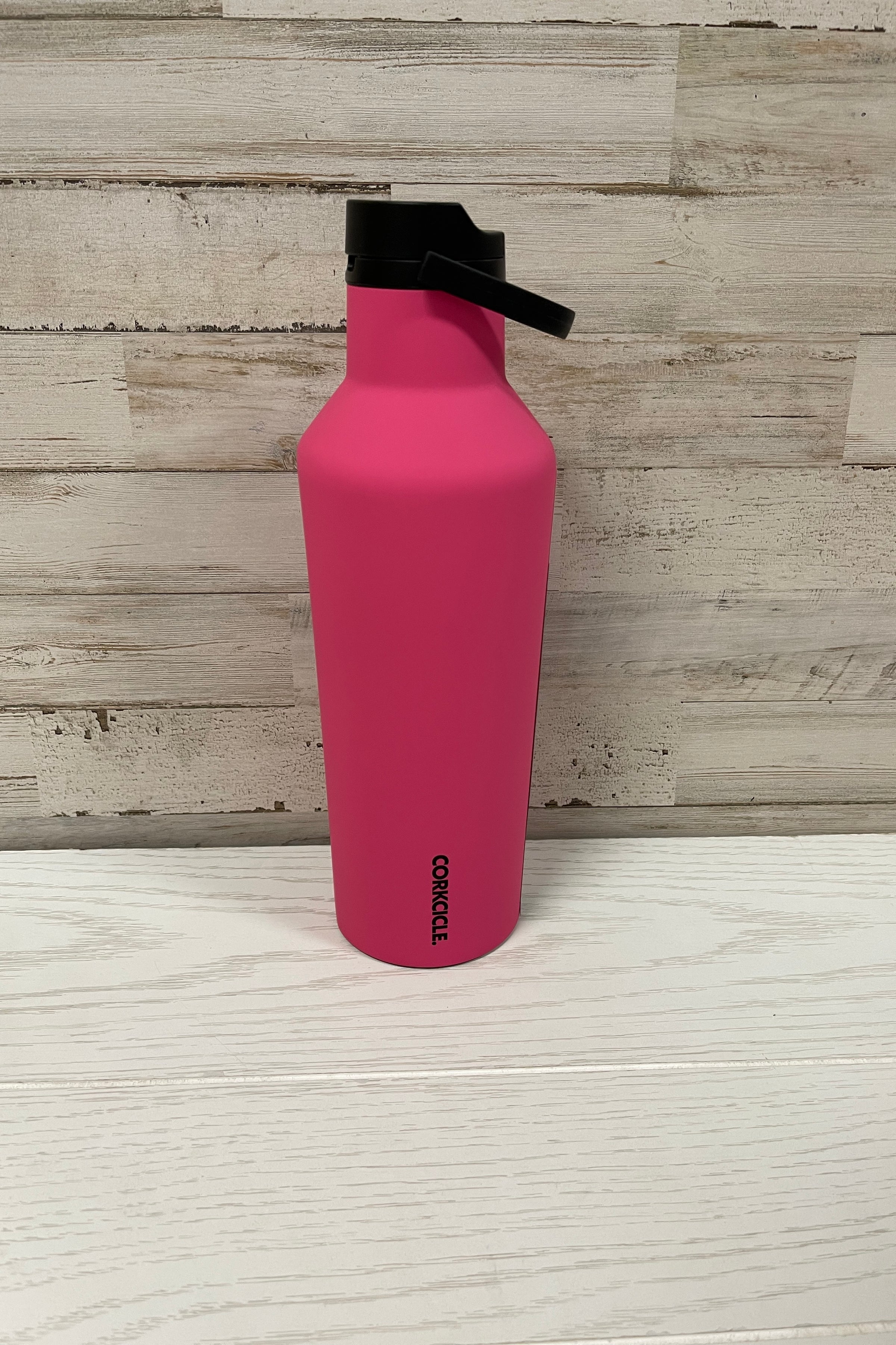 Corkcicle Classic 20 Ounce Sport Canteen Triple Insulated